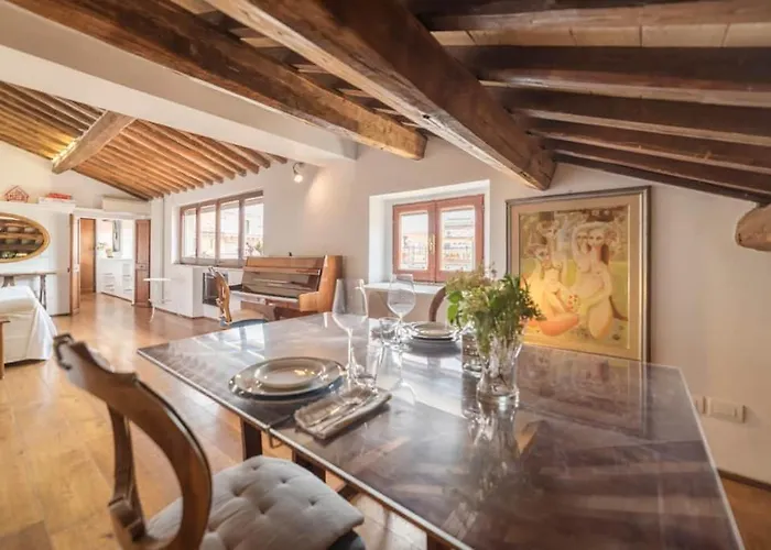 Apartamento Pantheon Charming Penthouse