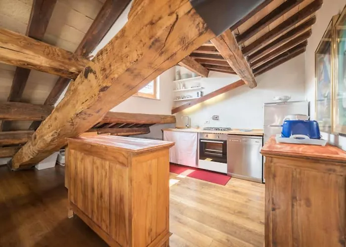 Pantheon Charming Penthouse Apartamento